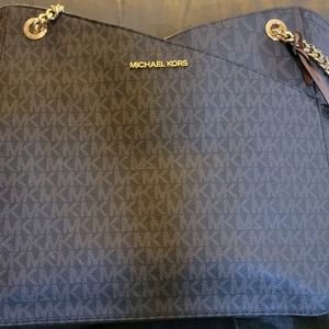 Michael Kors Jet Set Large Logo Shoulder Bag
